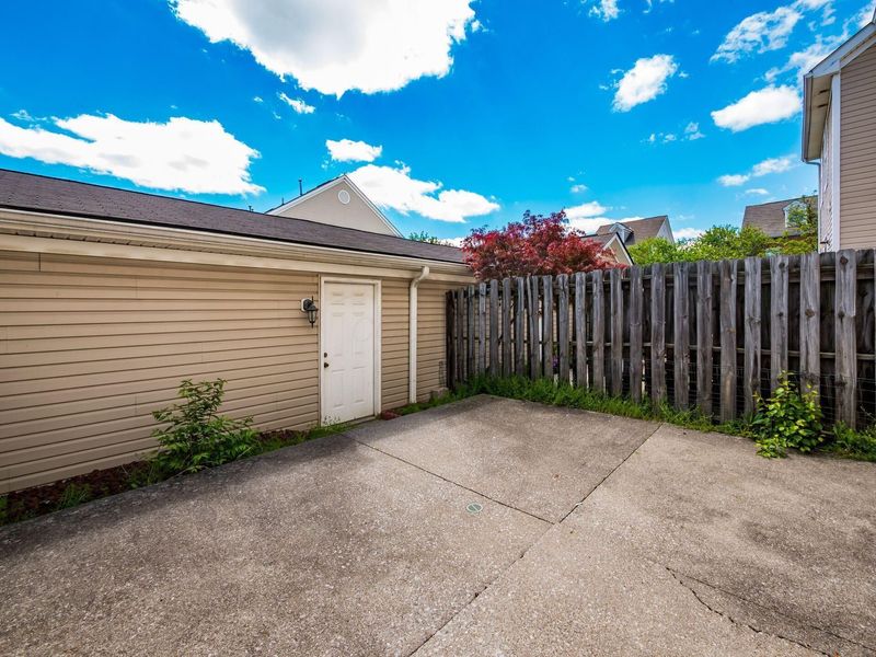 8318 Linton Boulevard , Columbus, OH 43235 Photo 31