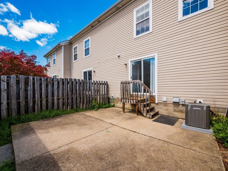 8318 Linton Boulevard , Columbus, OH 43235 Photo 32