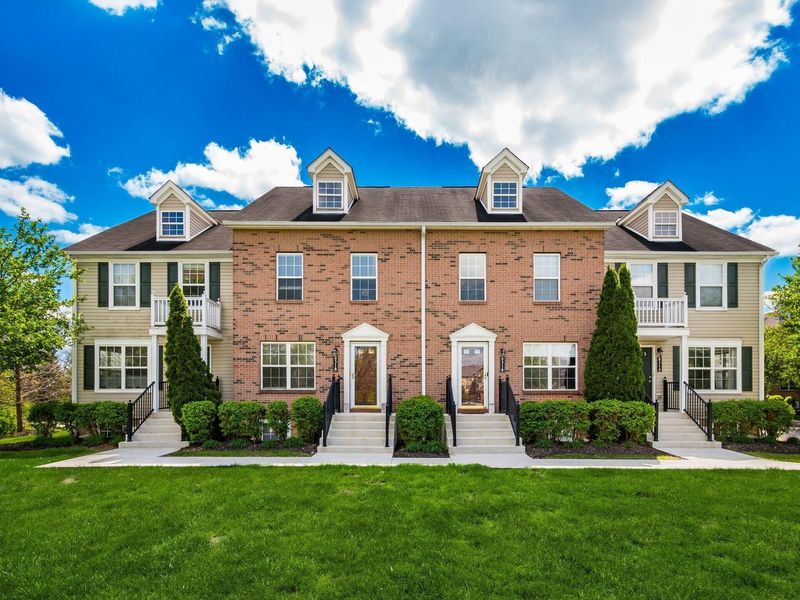 8318 Linton Boulevard , Columbus, OH 43235 Photo 5