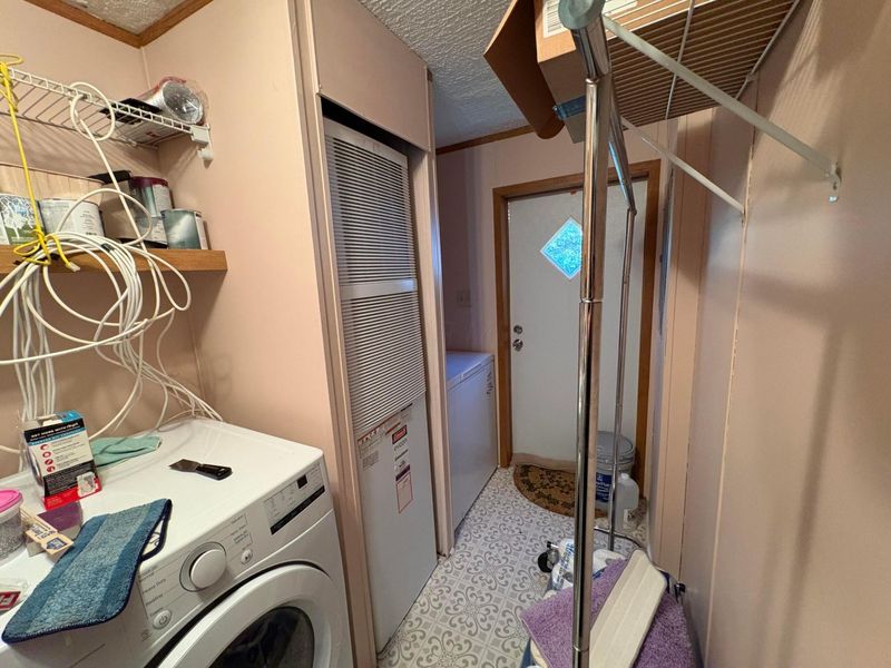 4077 Torbert Way , Columbus, OH 43207 Photo 18