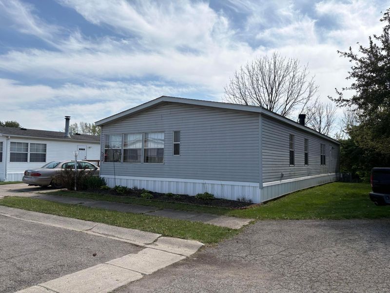 4077 Torbert Way , Columbus, OH 43207 Photo 2