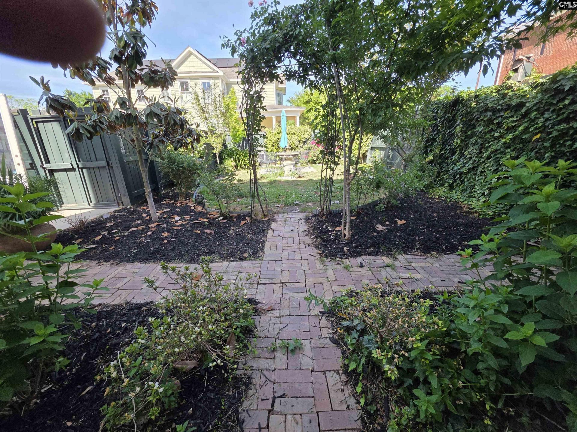 2208 Park Street Photo 26