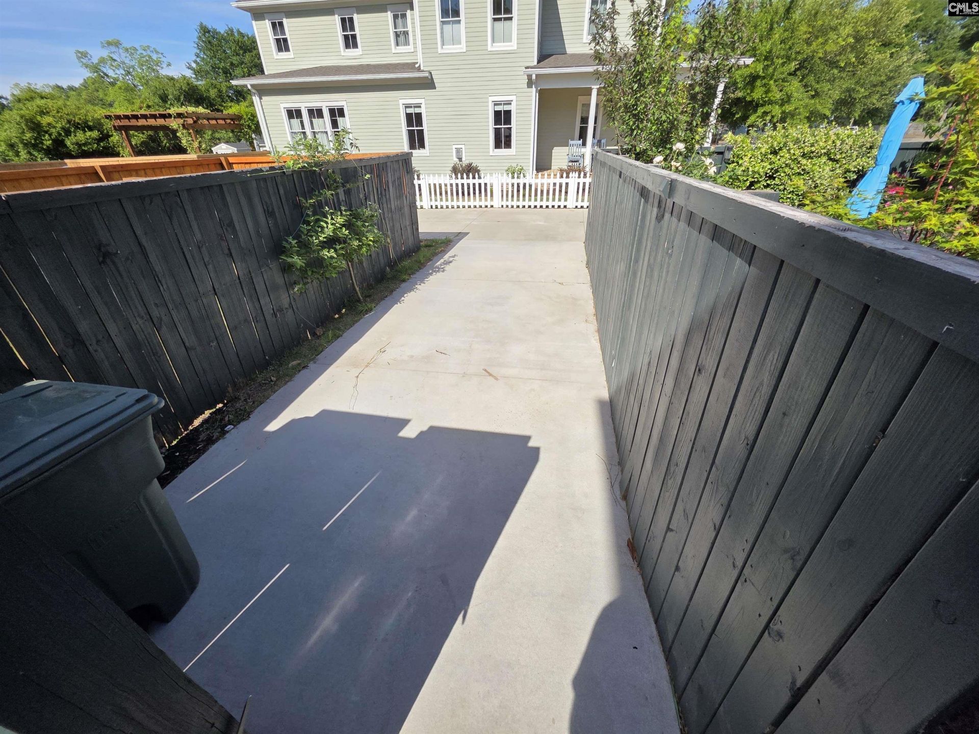 2208 Park Street Photo 31