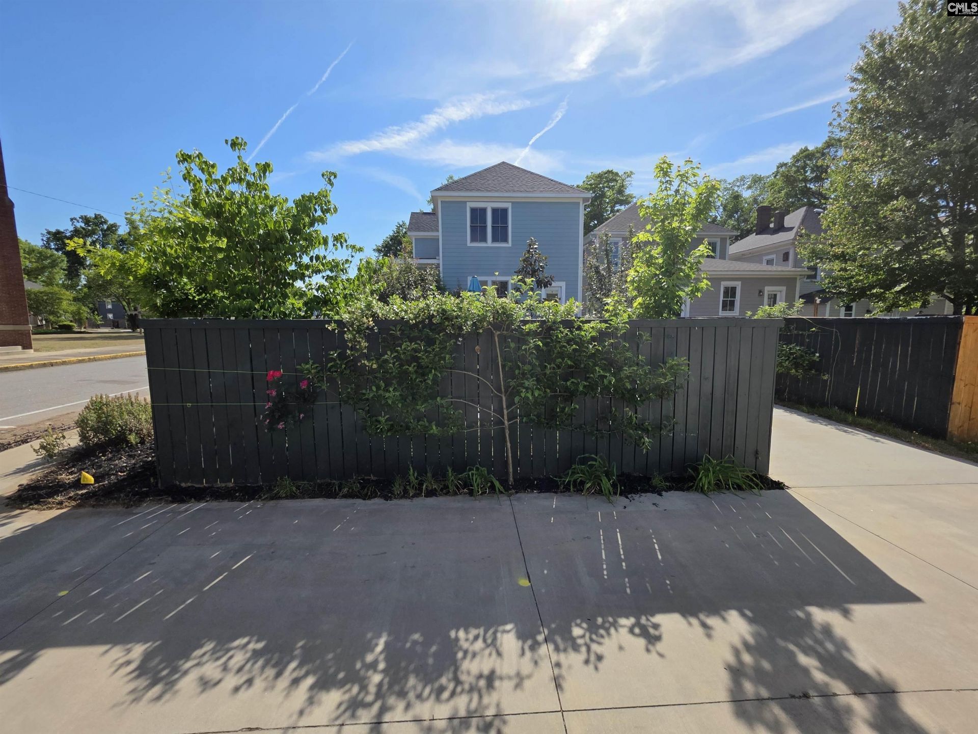 2208 Park Street Photo 33