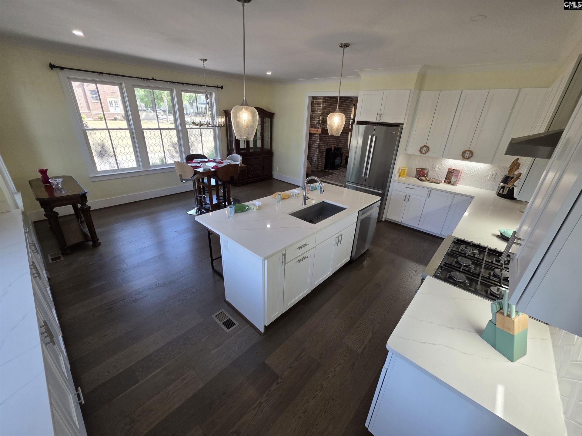 2208 Park Street Photo 36