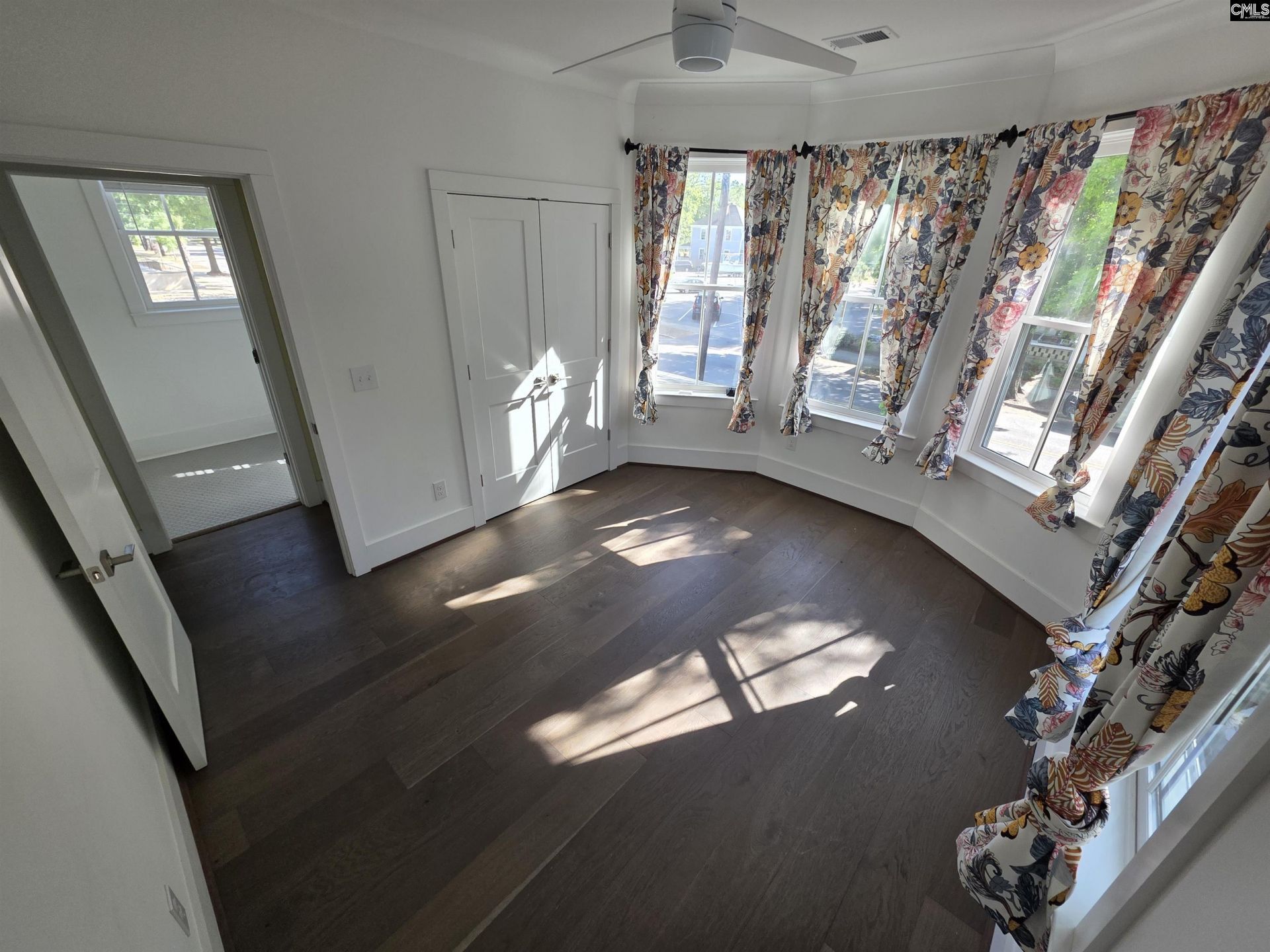 2208 Park Street Photo 43