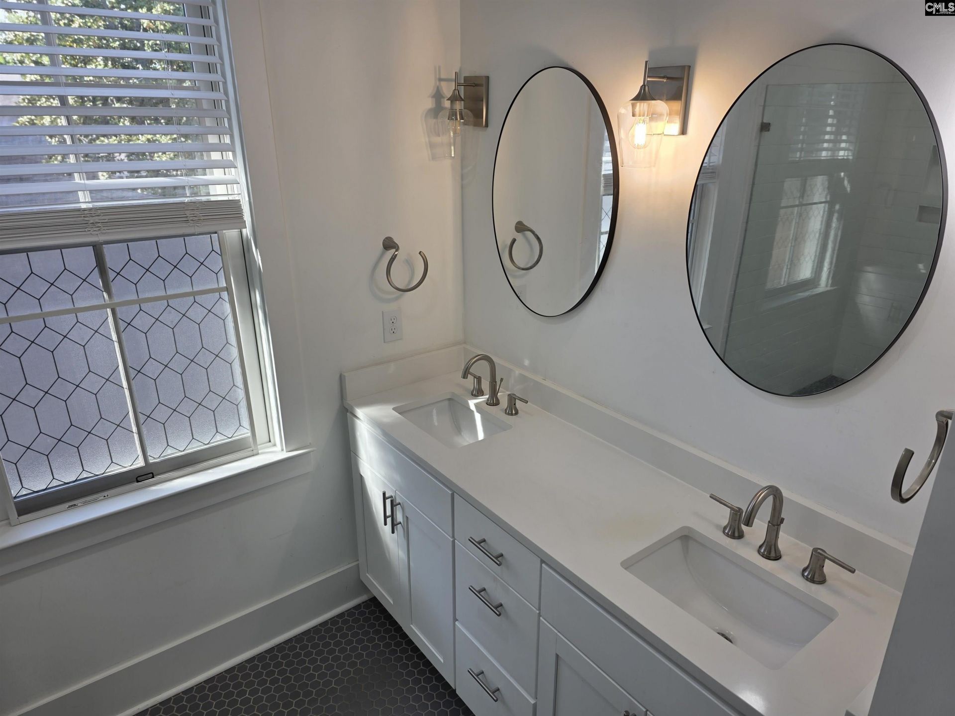 2208 Park Street Photo 55