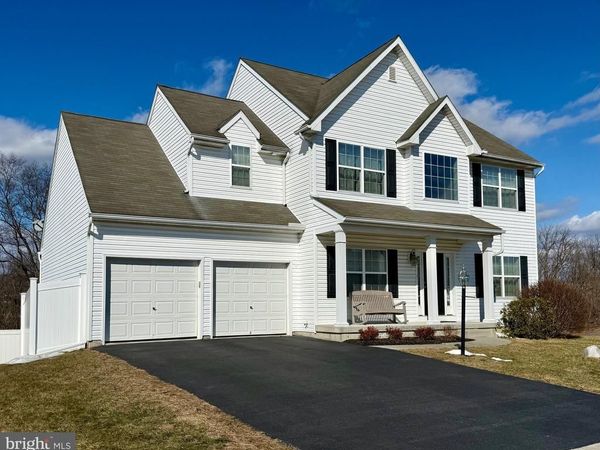 1813 SILVERLEAF LANE, PALMYRA, PA 17078