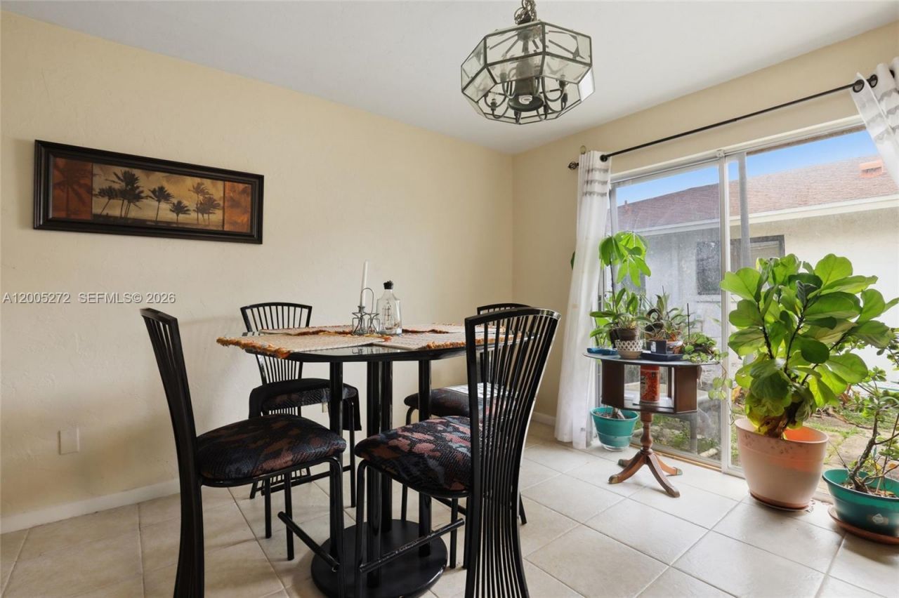 1066 Highlands Dr, Naples, FL 34103 Photo