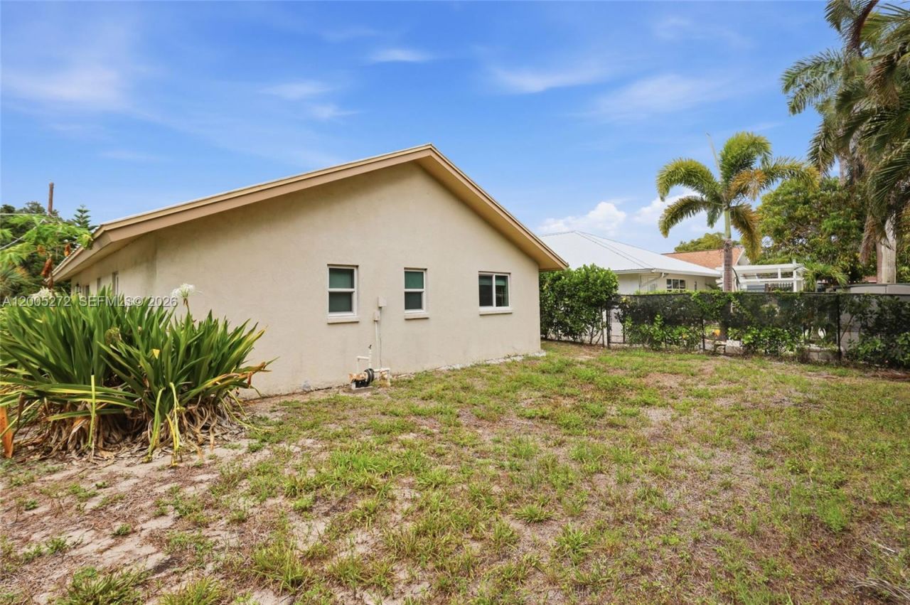1066 Highlands Dr, Naples, FL 34103 Photo