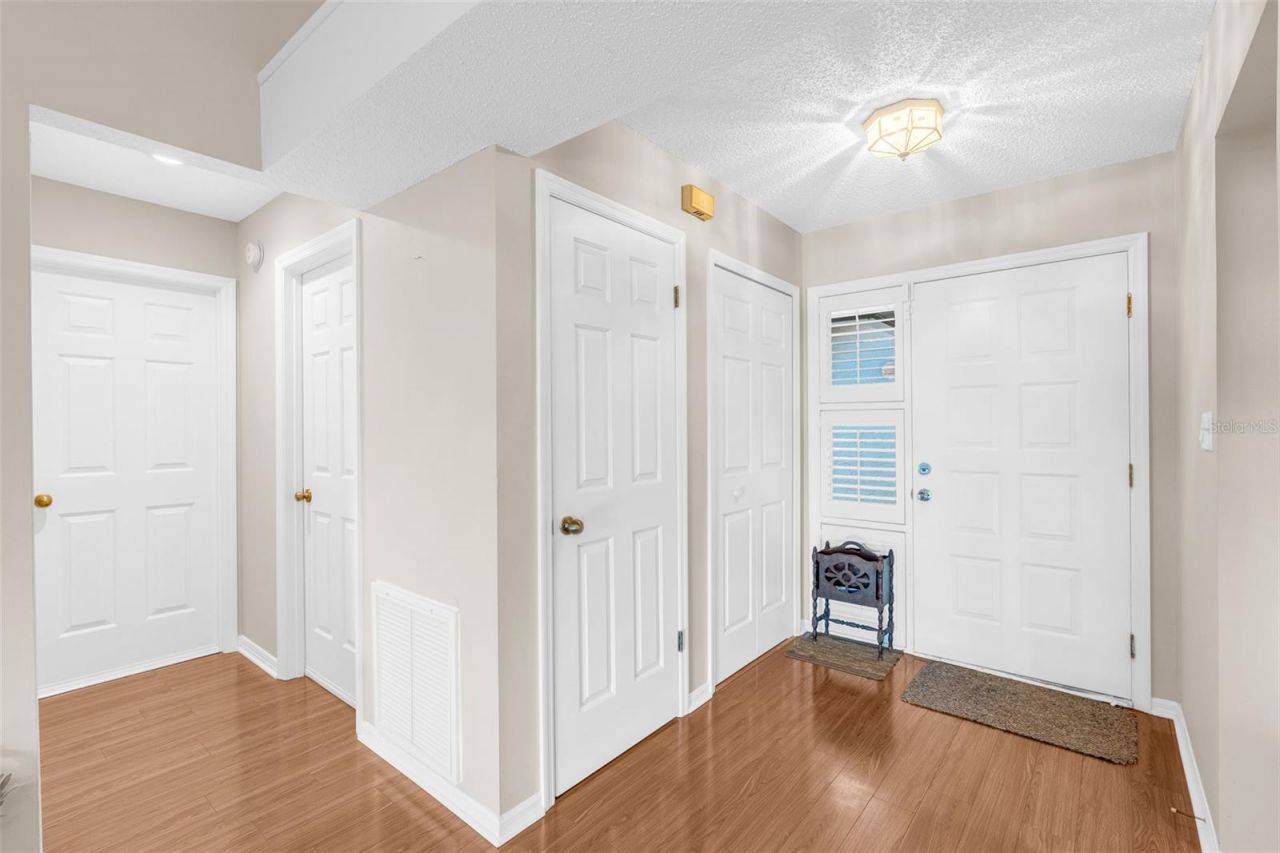 7516 Chapelhill Drive , Orlando, FL 32819 Photo