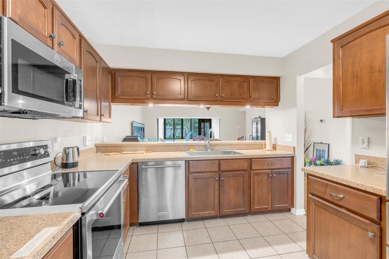 7516 Chapelhill Drive , Orlando, FL 32819 Photo