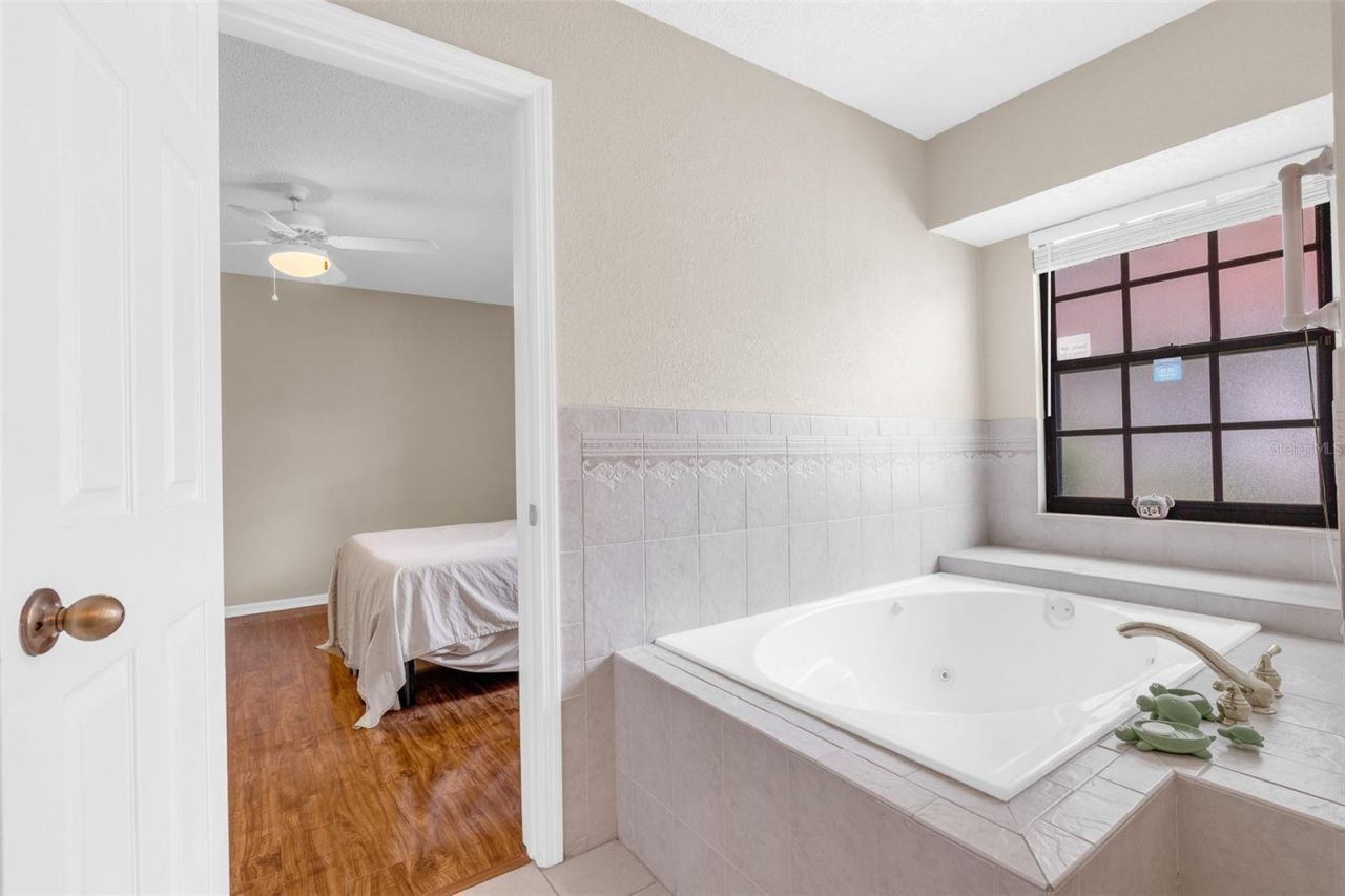 7516 Chapelhill Drive , Orlando, FL 32819 Photo