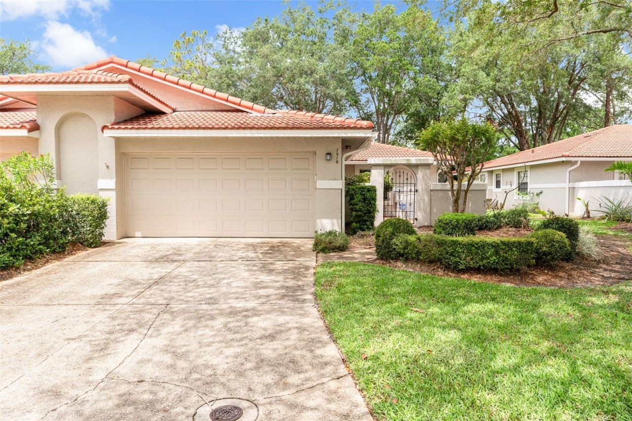 7516 Chapelhill Drive , Orlando, FL 32819 Photo