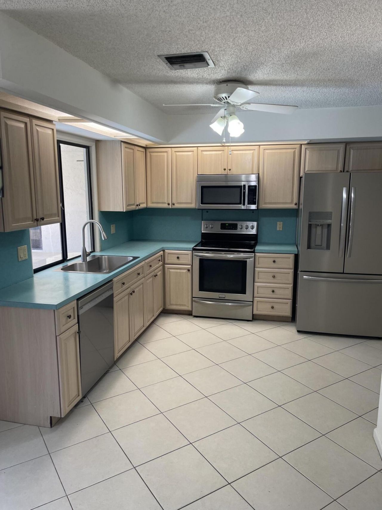 6050 Amberwoods Drive, Boca Raton, FL 33433 Photo