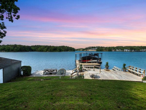 110 BAYVIEW Point, Hot Springs, AR 71901