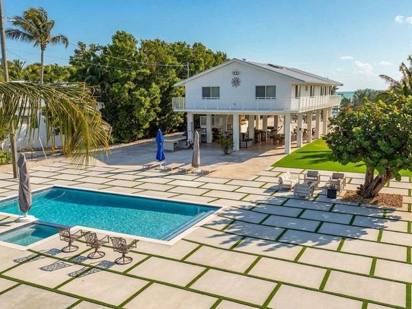 88747 Old Highway, ISLAMORADA, FL 33070