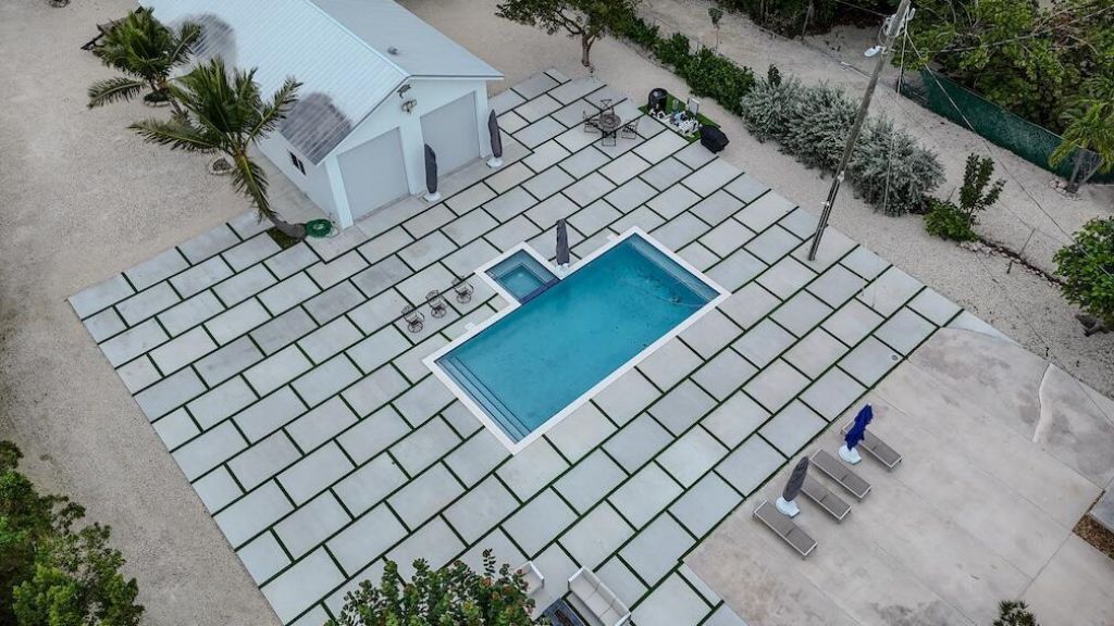 88747 Old Highway, Islamorada, FL 33070 Photo