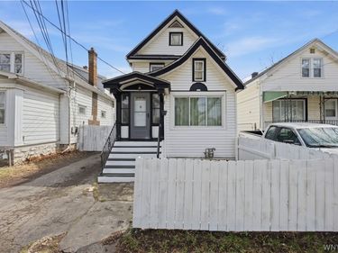 23 Erb Street , Buffalo, NY 14211