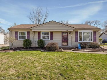 32644 Conrad Street, Chesterfield Twp, MI 48047