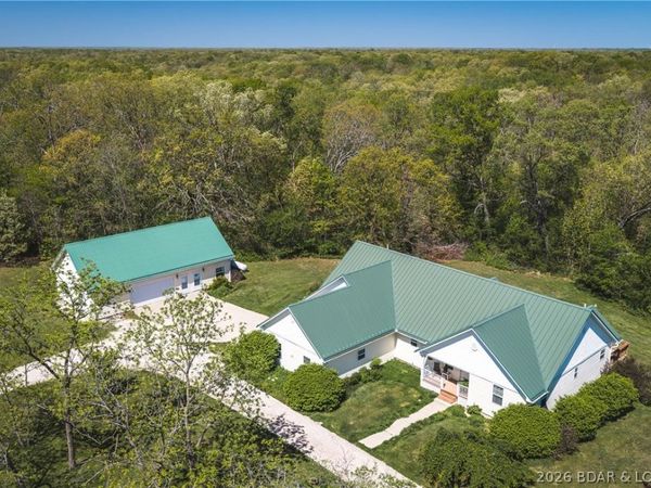 16926 Mahurin Drive , Barnett, MO 65011