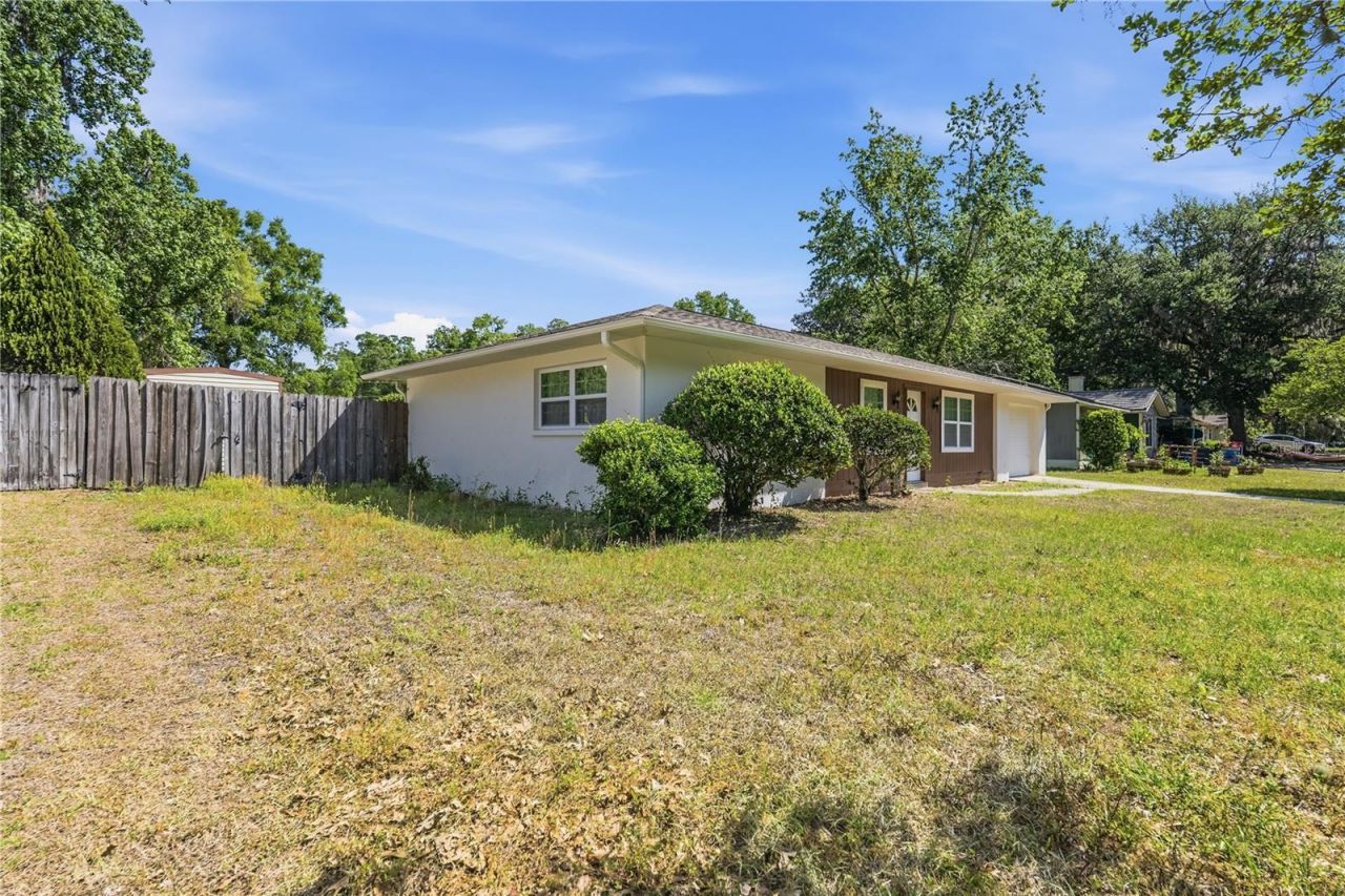 5404 NW 26 Place , Gainesville, FL 32606 Photo
