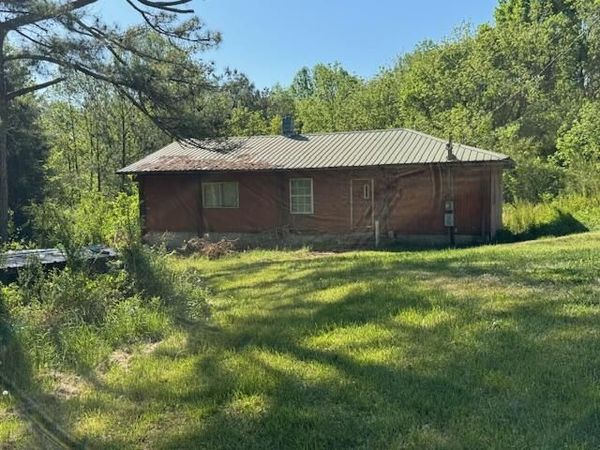 520 Lloyd Road , Dayton, TN 37321