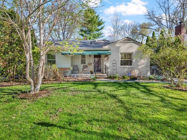 408 Orchard View Drive, Royal Oak, MI 48073