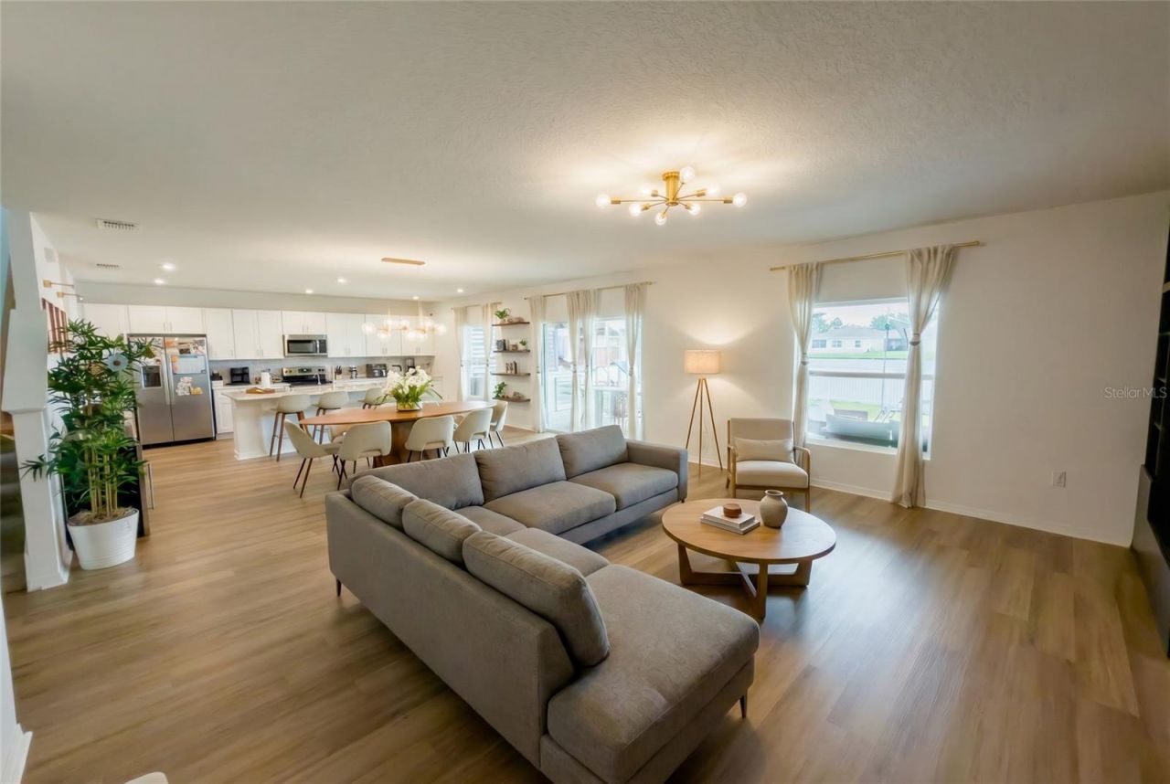 374 Pine Tree Bridge Trail, Saint Cloud, FL 34772 Photo