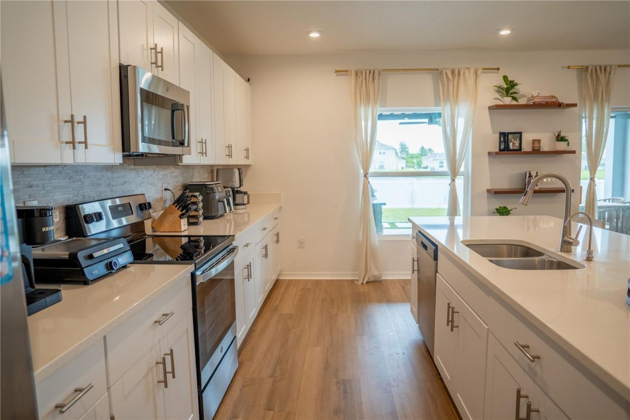 374 Pine Tree Bridge Trail, Saint Cloud, FL 34772 Photo