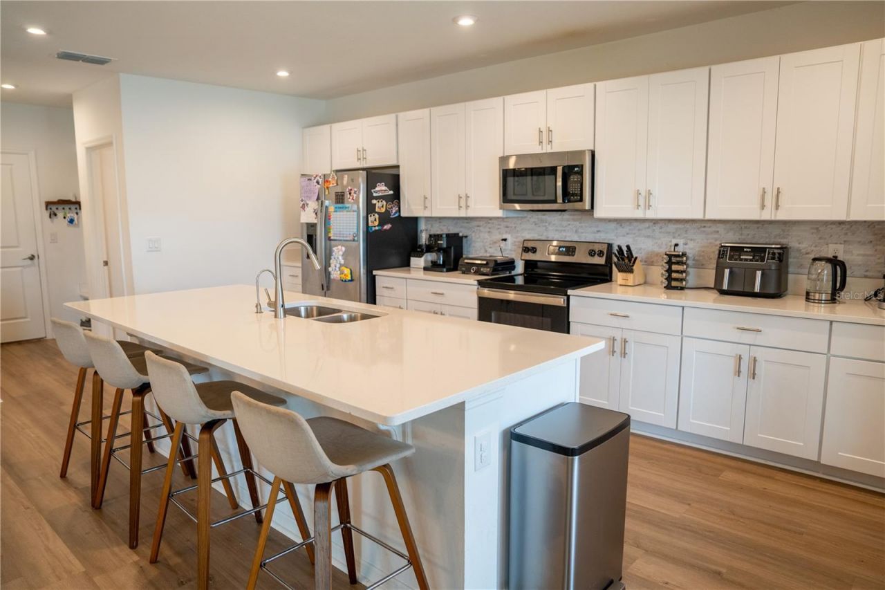 374 Pine Tree Bridge Trail, Saint Cloud, FL 34772 Photo