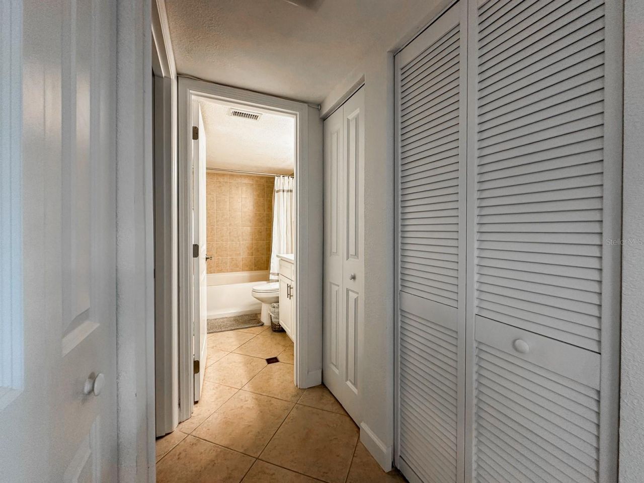 7920 Sun Island Drive S, Unit 102, South Pasadena, FL 33707 Photo
