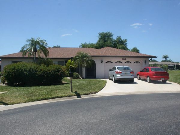 1606 CYPRESS POINT COURT , VENICE, FL 34293