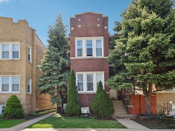 5309 W Henderson Street , Chicago, IL 60641