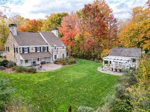 1420 Loudon Heights Rd, Charleston, WV 25314