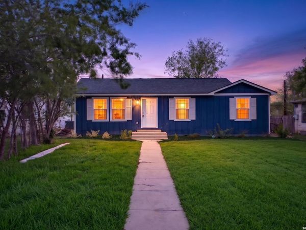 2737 W Craig Pl, San Antonio, TX 78228