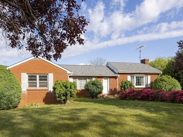 18188 LOVERS LN , Gordonsville, VA 22942