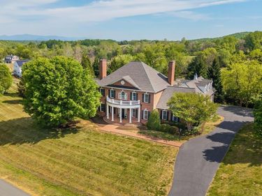 515 ROCKS FARM DR, Charlottesville, VA 22903