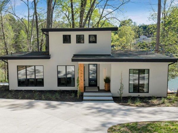 16358 MONETA RD, Moneta, VA 24121