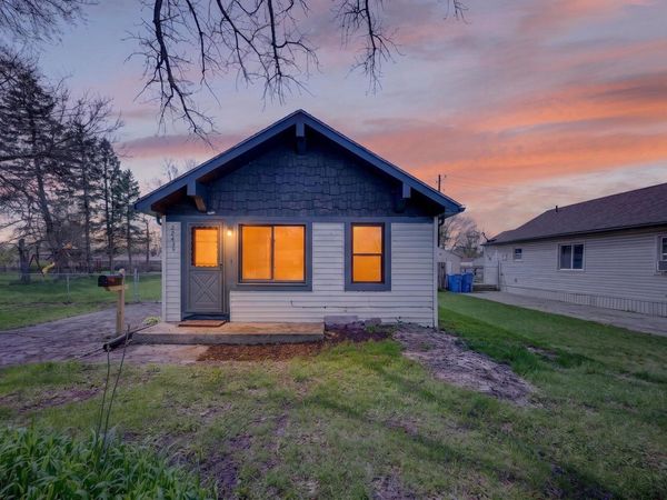 22439 Curie Avenue, Warren, MI 48091