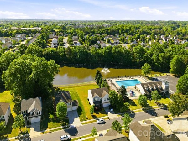 14227 Lake Crossing Drive, Charlotte, NC 28278