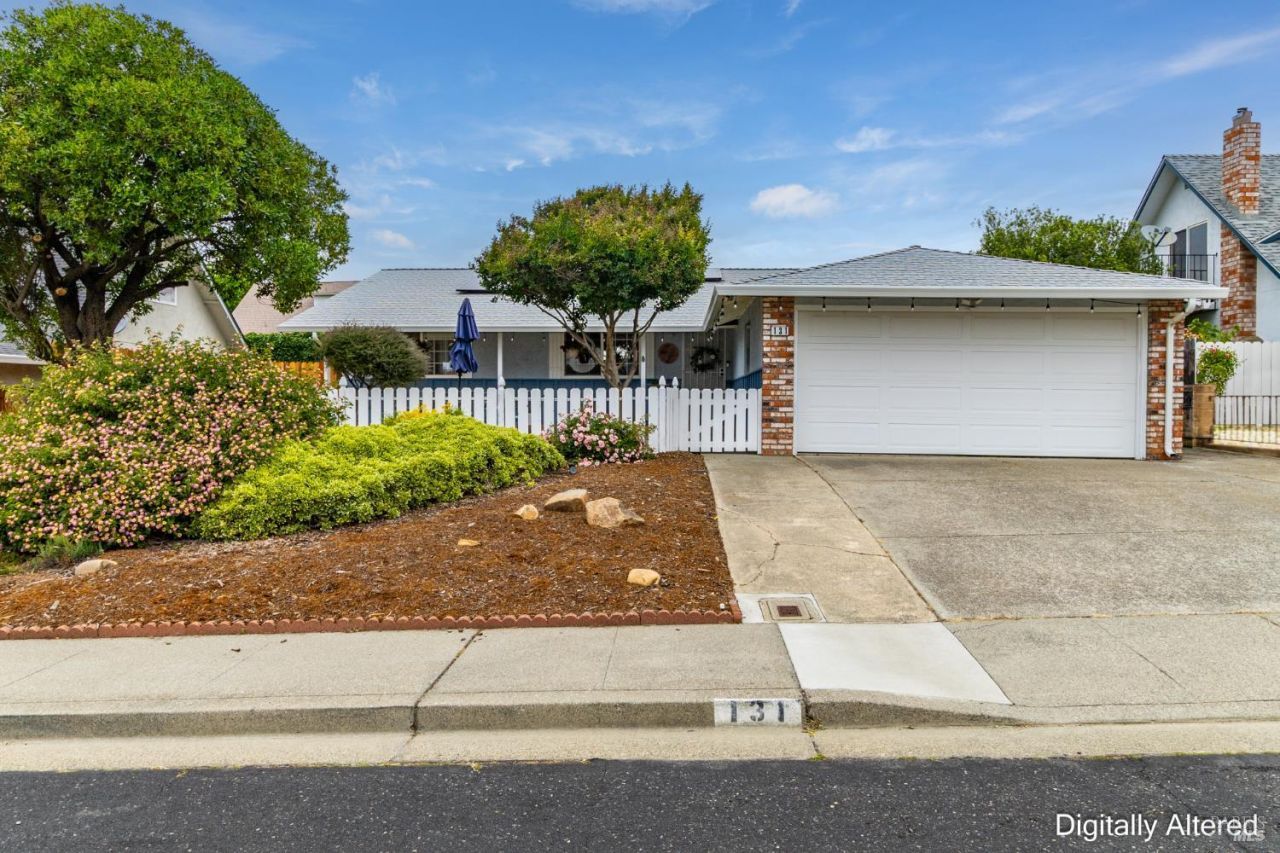 131 Hartford Avenue, Vacaville, CA 95687 Main Photo