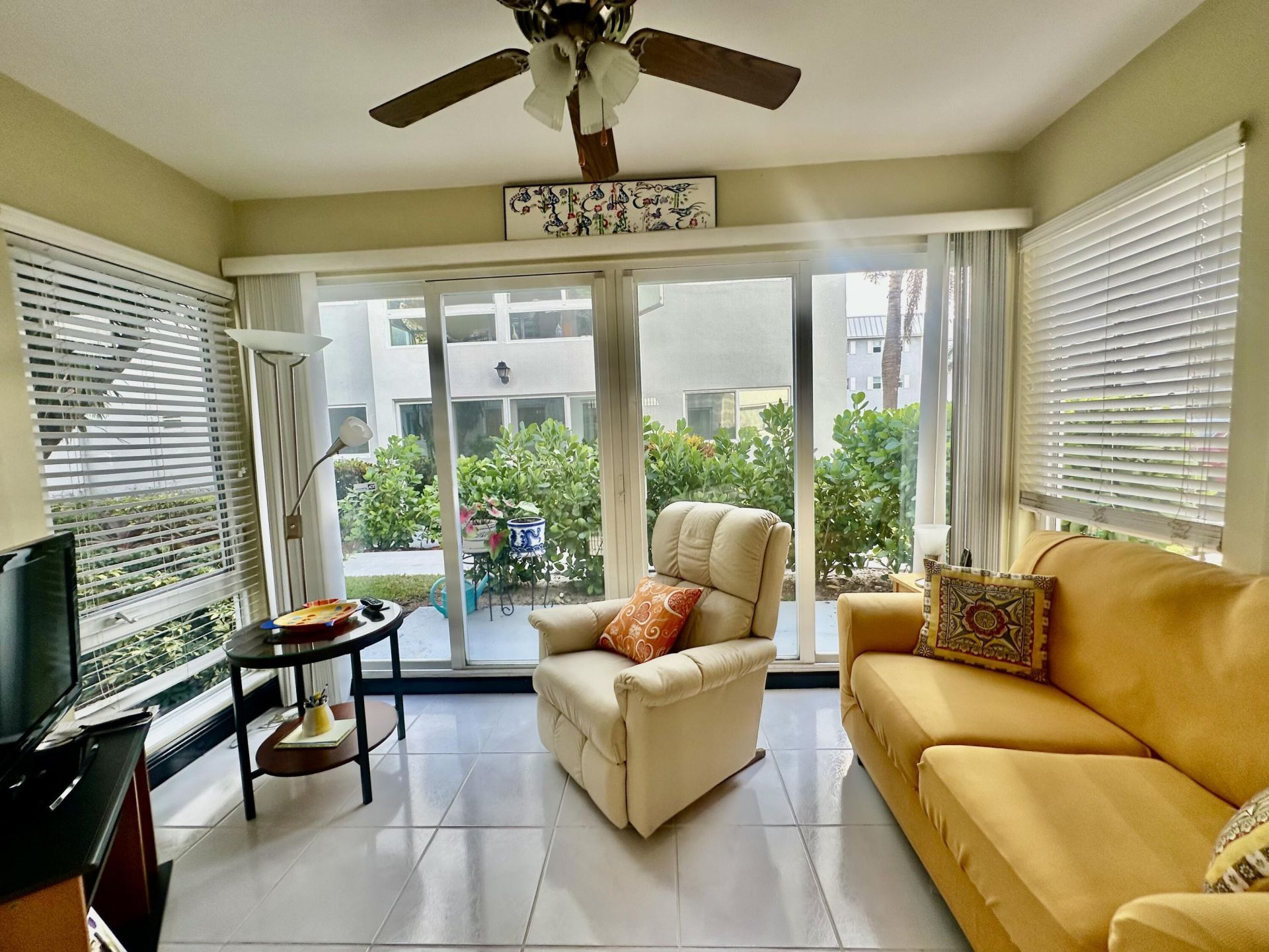 19 Colonial Club Drive, Unit 105, Boynton Beach, FL 33435 Photo