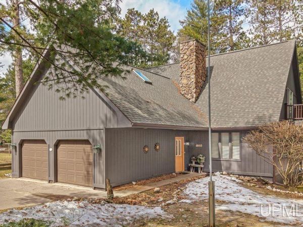 W5484 Pine Drive, Norway, MI 49870