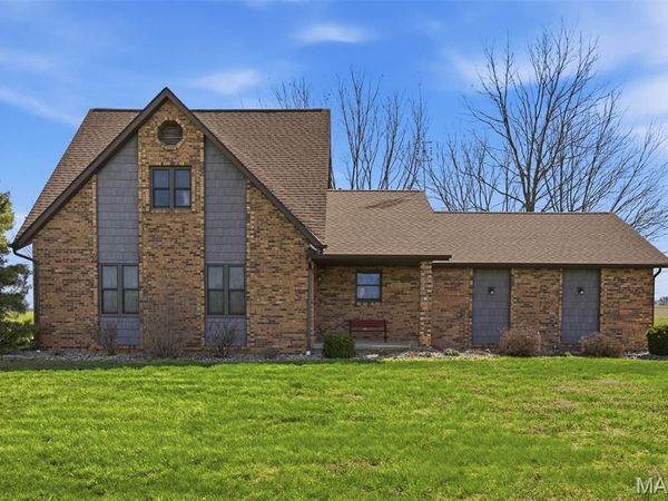 13005 Oil Field Road , Bartelso, IL 62218