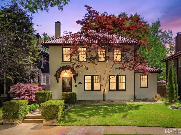 444 Melville Avenue , University City, MO 63130