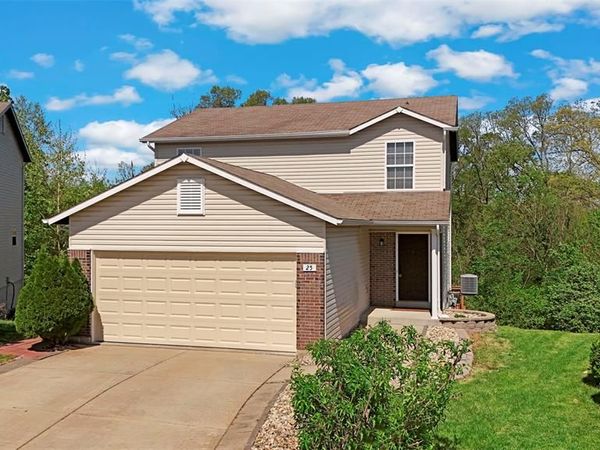 25 Ramblewood Court, Wentzville, MO 63385