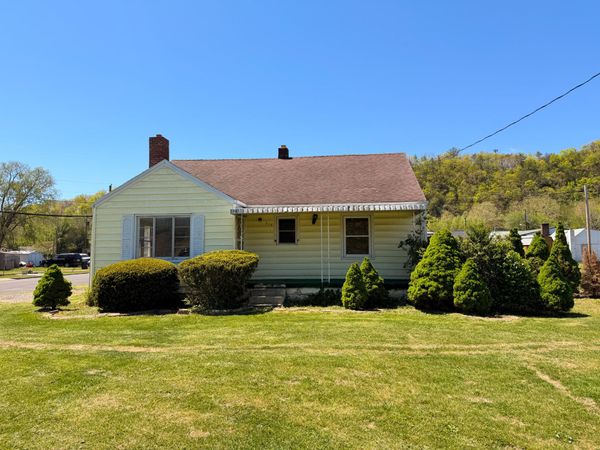 314 S Craig AVE , Covington, VA 24426