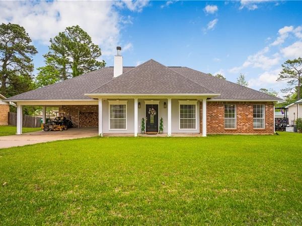 5801 WHISPERING PINES Loop , Pineville, LA 71360