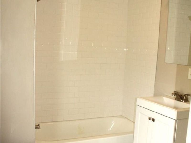 2230 E 90th Street , Cleveland, OH 44106 Photo 12